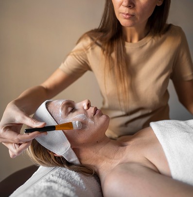 HydraFacial in Karachi: Benefits & What to Expect